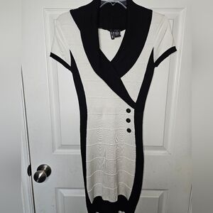 Ultra Flirt Women's Short Sleeved Stretch Pencil Sweater Dress Size Small New